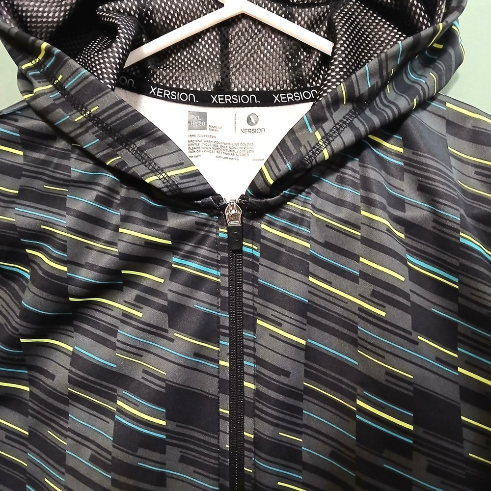 XERSION Boys Full Zip Active Hoodie Long Sleeve Size XL 18-20 Athletic Jacket - Picture 4 of 16